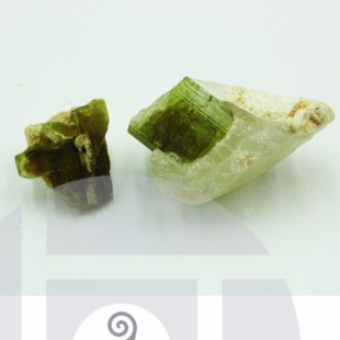 turmalina-verde-com-quartzo